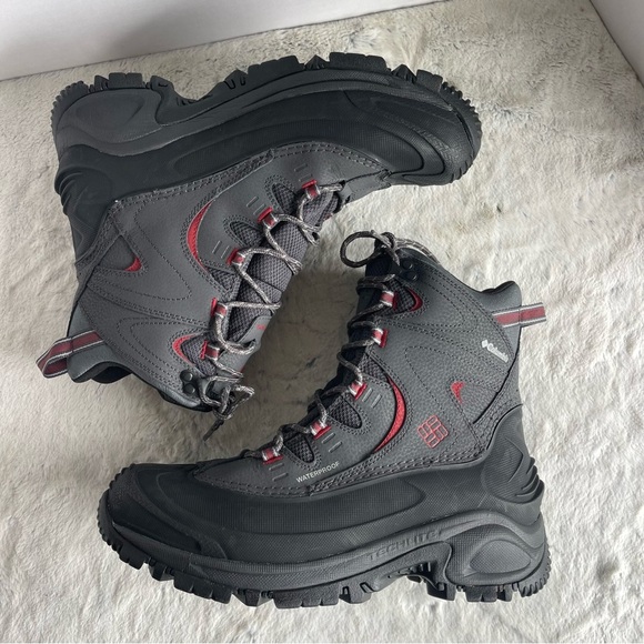 Columbia Men's Waterproof Hiking Boots - Gray and Red Size 10 - Picture 8 of 13
